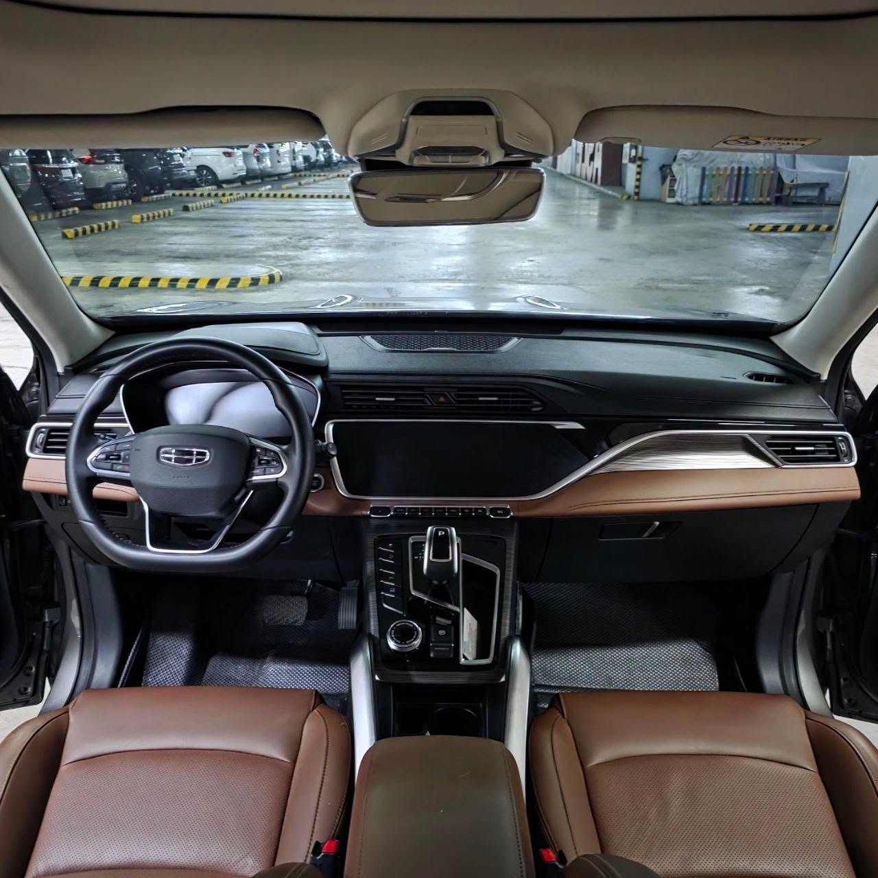 
								2023 Geely Azkarra Luxury 1.5L 4WD Hybrid AT full									