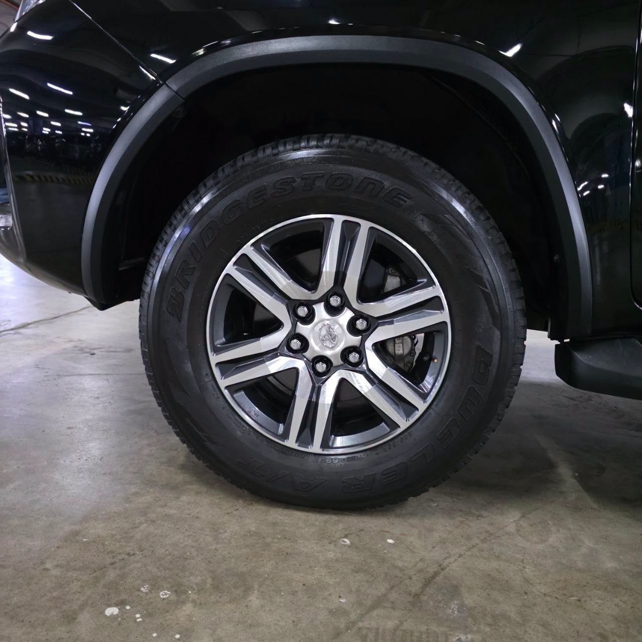 
								2024 Toyota Fortuner G 2.4L DSL AT full									