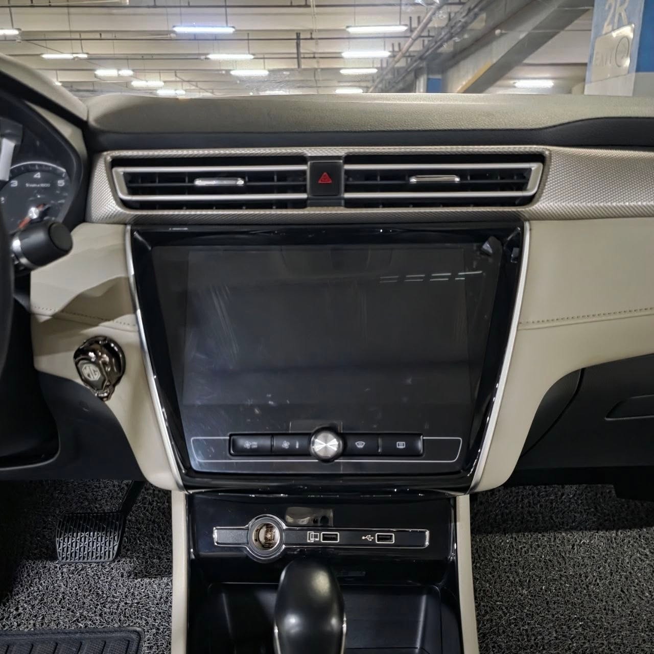
								2022 MG 5 Style 1.5L CVT AT full									
