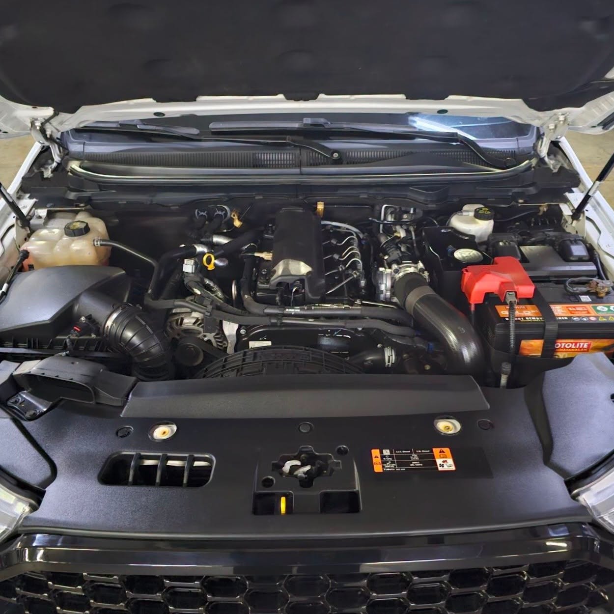 
								2016 Ford Everest Titanium 4×4 3.2L DSL AT full									