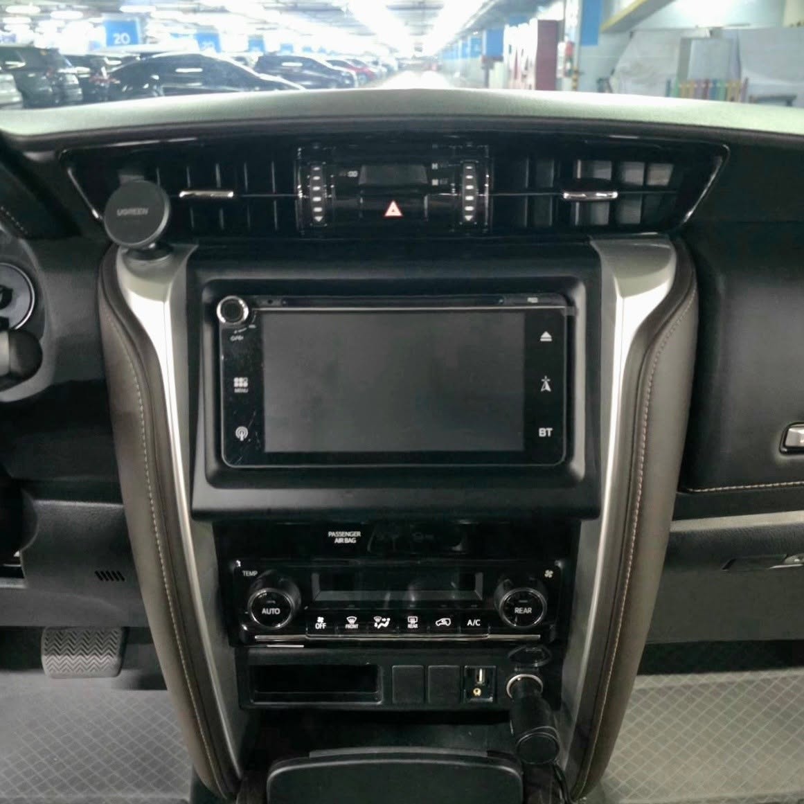 
								2020 Toyota Fortuner 2.4L G DSL AT full									