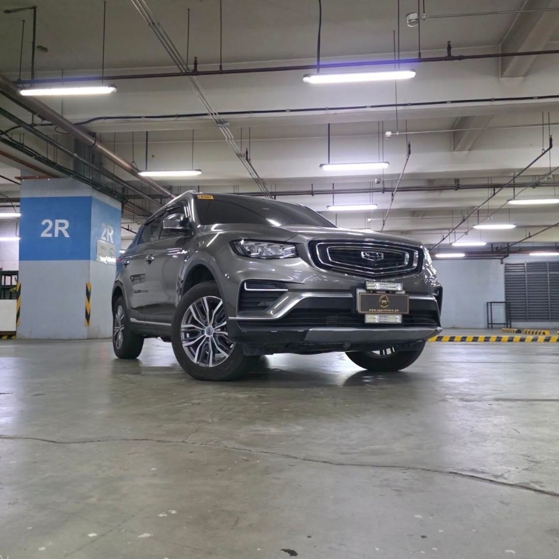 
								2023 Geely Azkarra Luxury 1.5L 4WD Hybrid AT full									