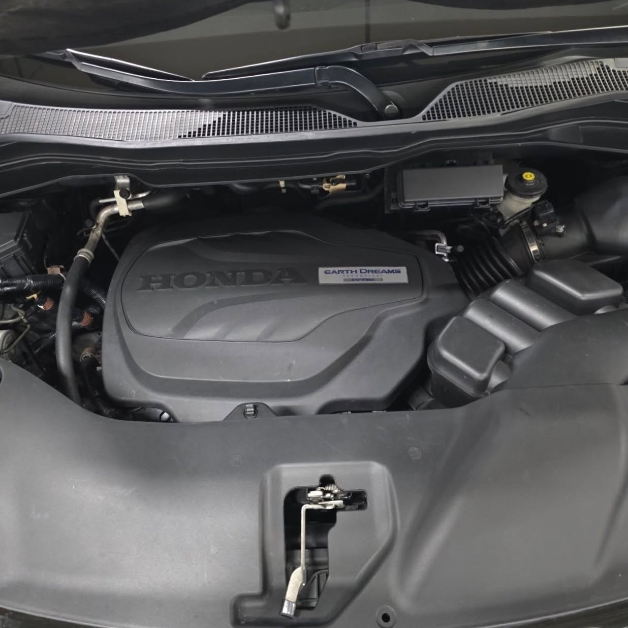 
								2016 Honda Pilot 3.5L AT full									