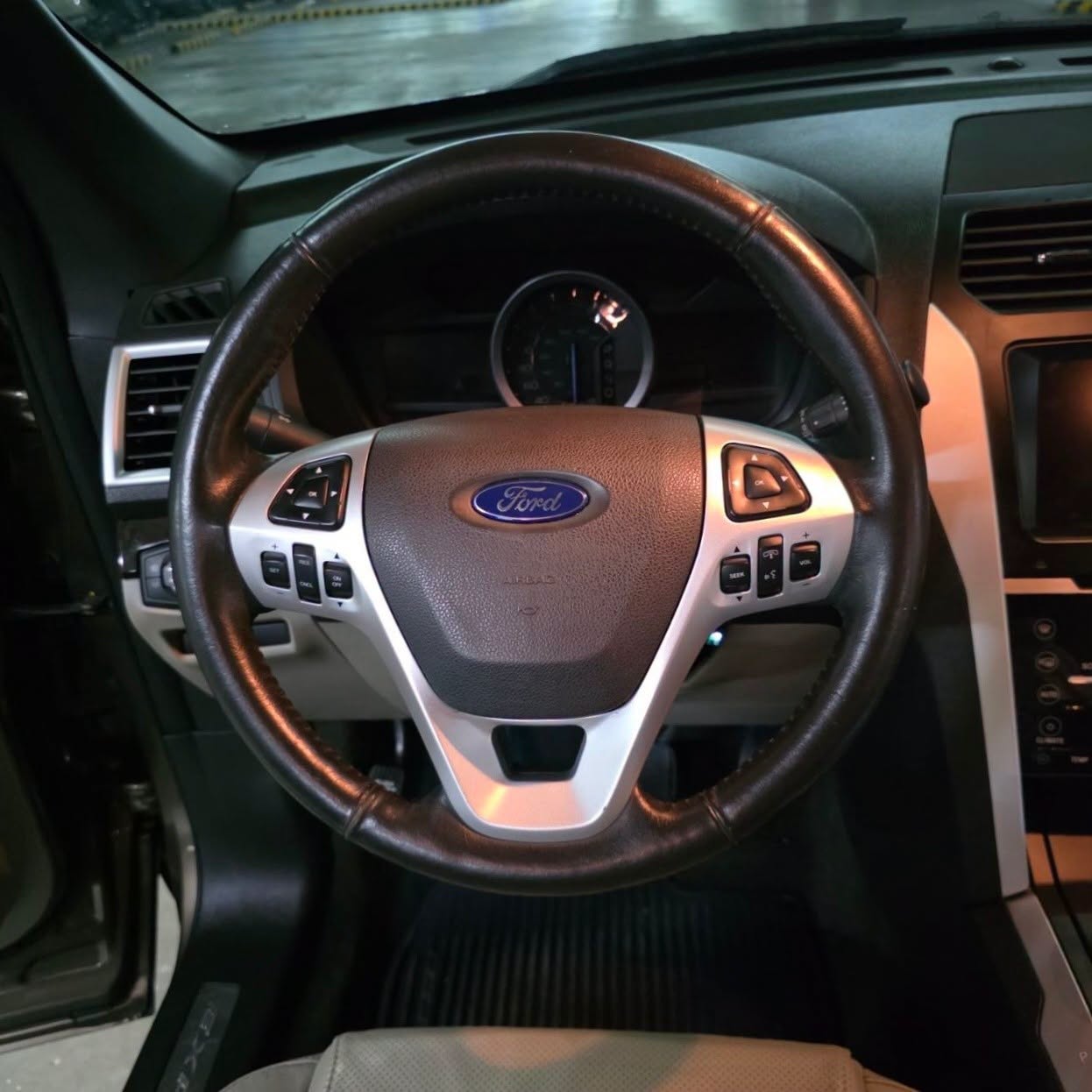 
								2015 Ford Explorer Ecoboost 2.0L 4×2 Gas AT full									