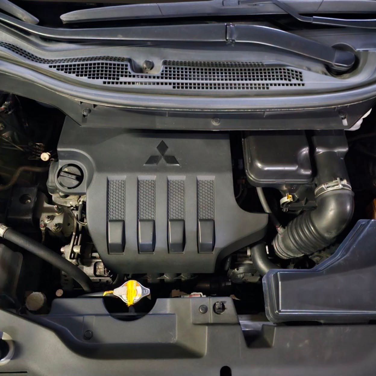 
								2022 Mitsubishi Xpander Cross 1.5L Gas AT full									