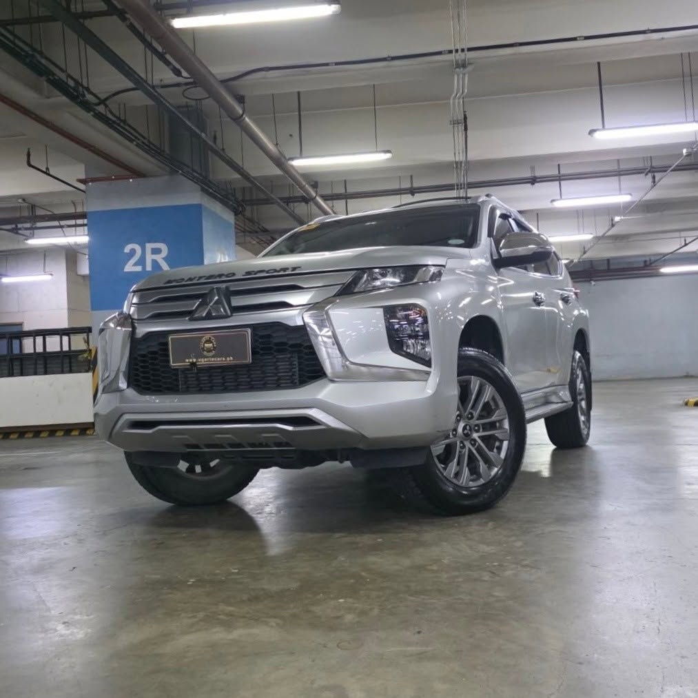 
								2023 Mitsubishi Montero Sport GLX 4X2 2.4L DSL MT full									