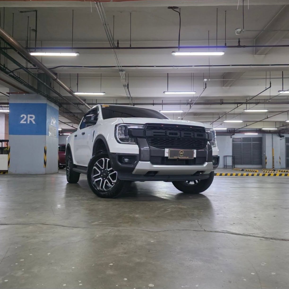 
								2025 Next-Gen Ford Ranger Sport 2.0L 4X4 DSL AT full									