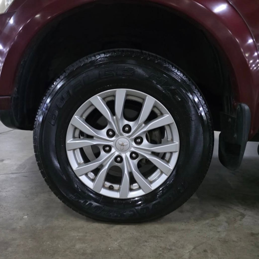 2015 Mitsubishi Montero GLX DSL AT