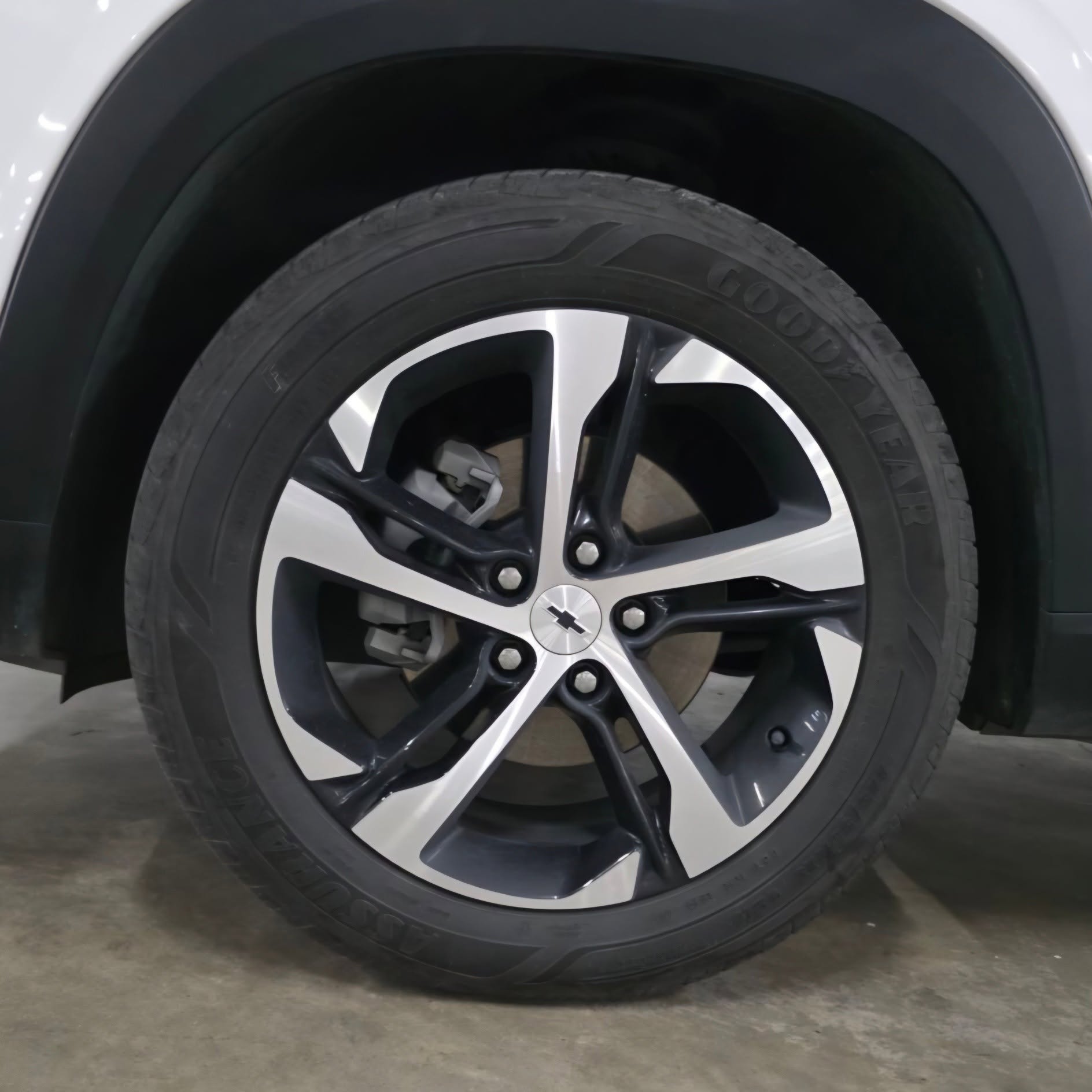 
								2024 Chevrolet Trax RS 1.2L Gas AT full									