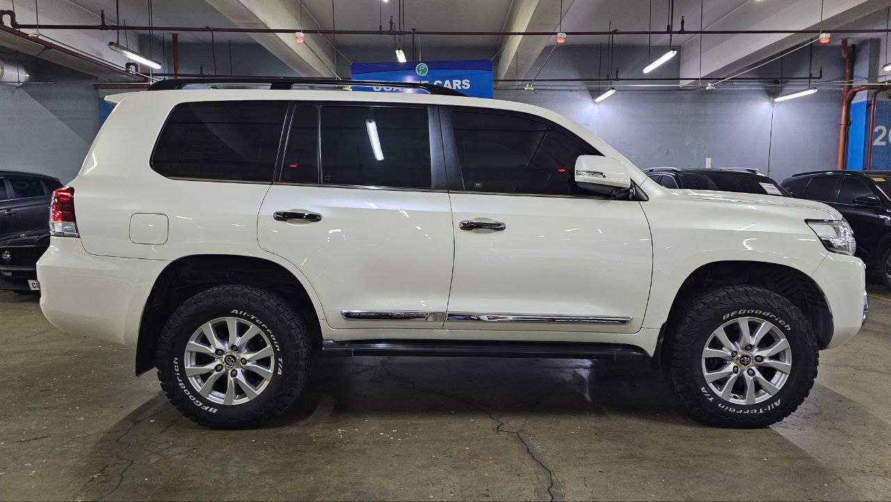 2018 Toyota Land Cruiser 200 VX Premium 4×4 4.5L V8 DSL AT
