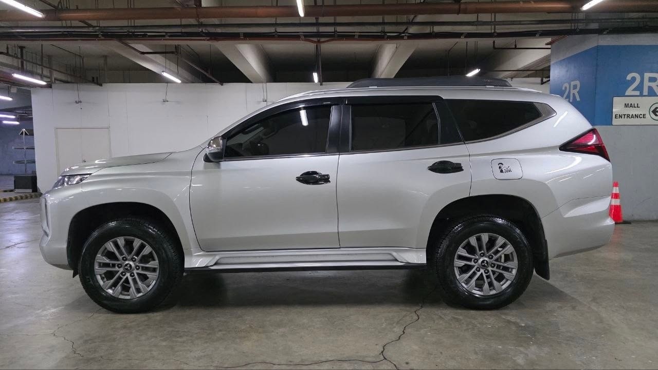2023 Mitsubishi Montero Sport GLX 4X2 2.4L DSL MT
