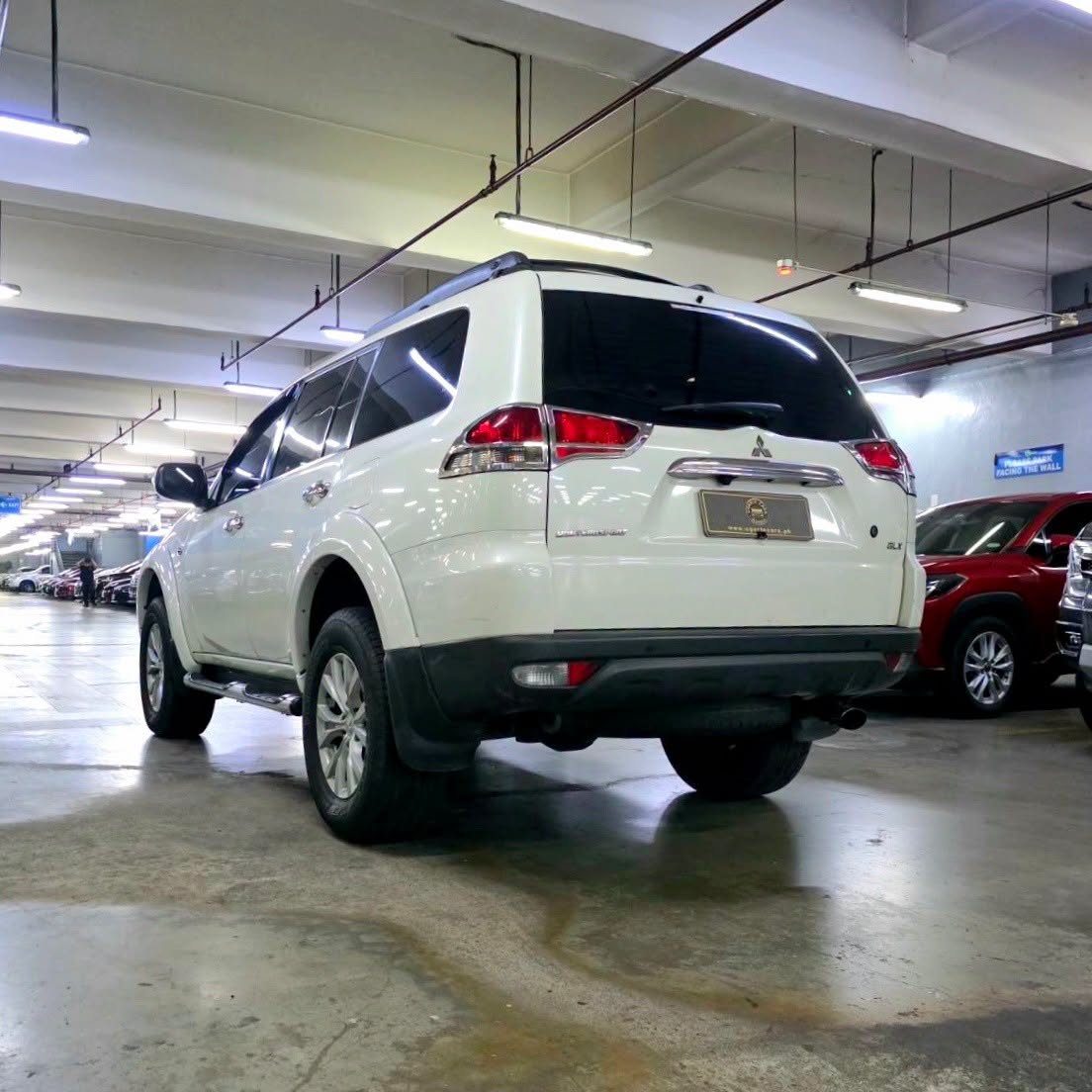 
								2014 Mitsubishi Montero Sports GLX 2.4L 4X2 DSL MT full									