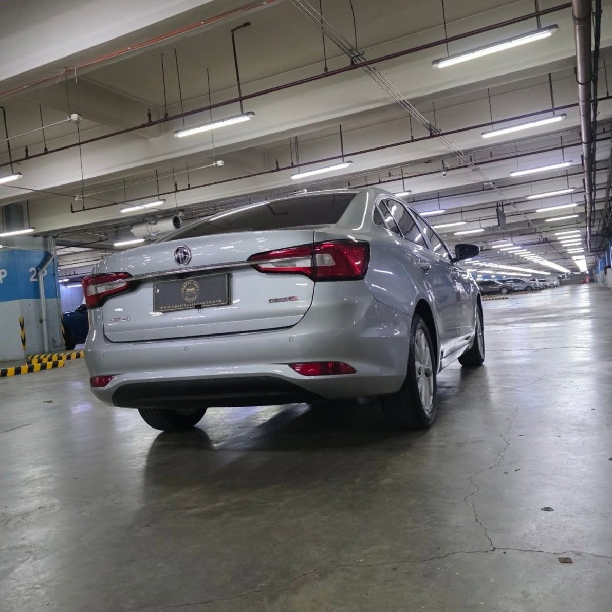 
								2022 MG 5 Style 1.5L CVT AT full									