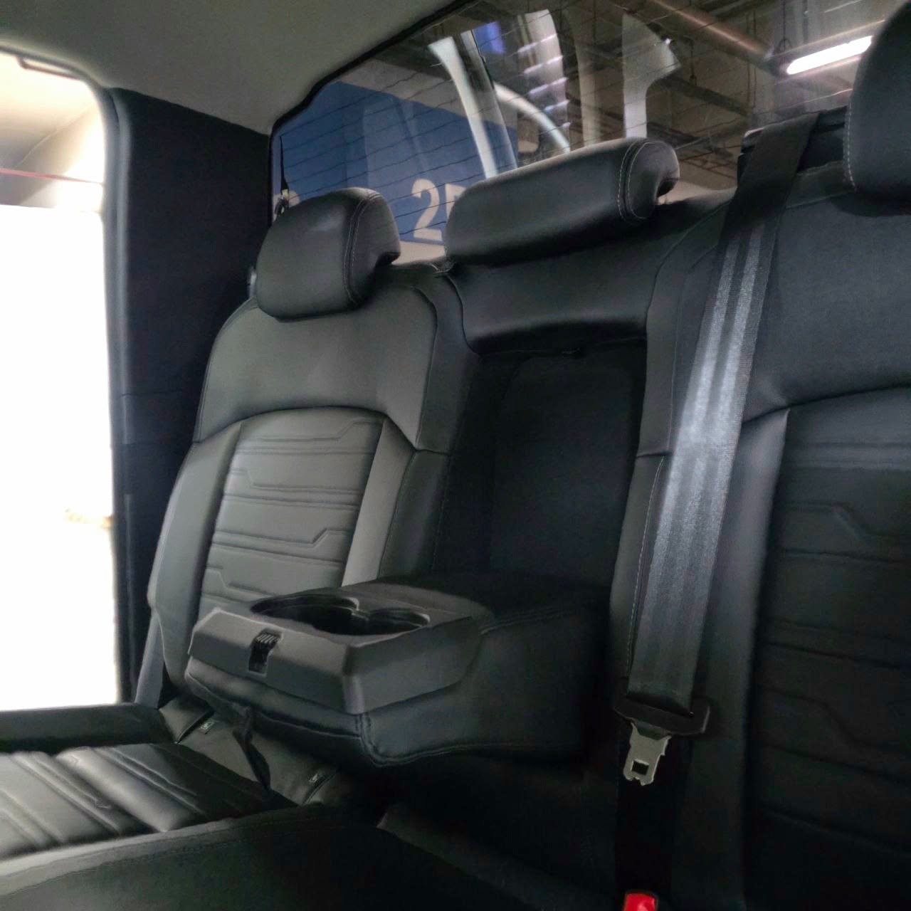 
								2025 Next-Gen Ford Ranger Sport 2.0L 4X4 DSL AT full									