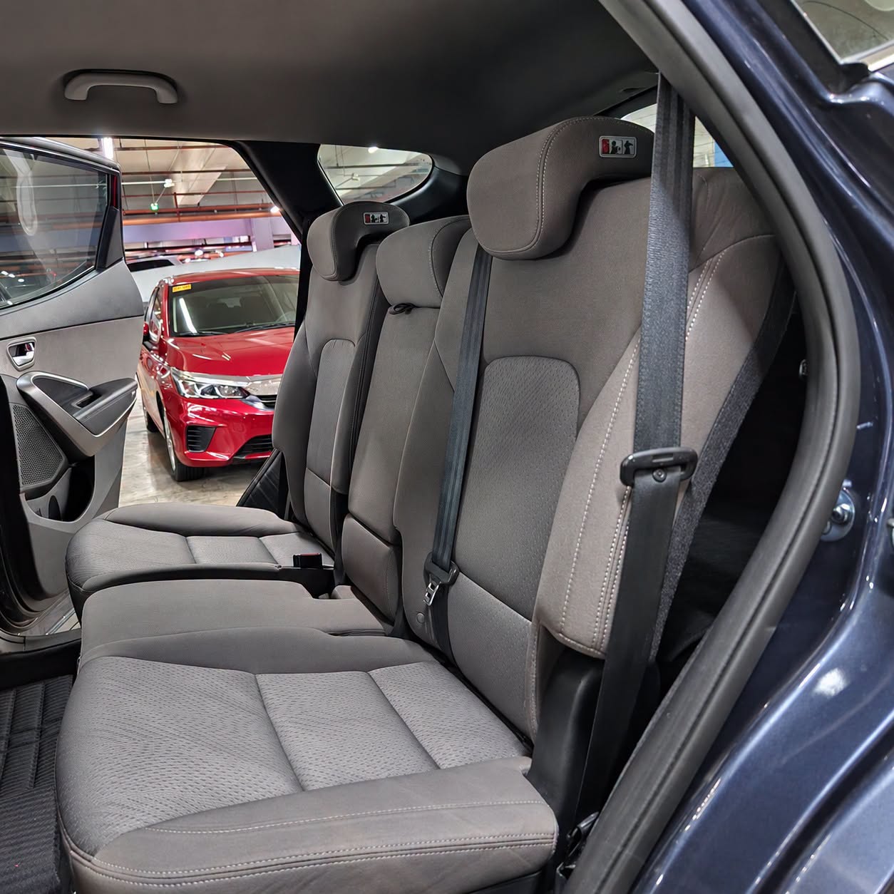
								2015 Hyundai Santa Fe 2.2L DSL AT full									