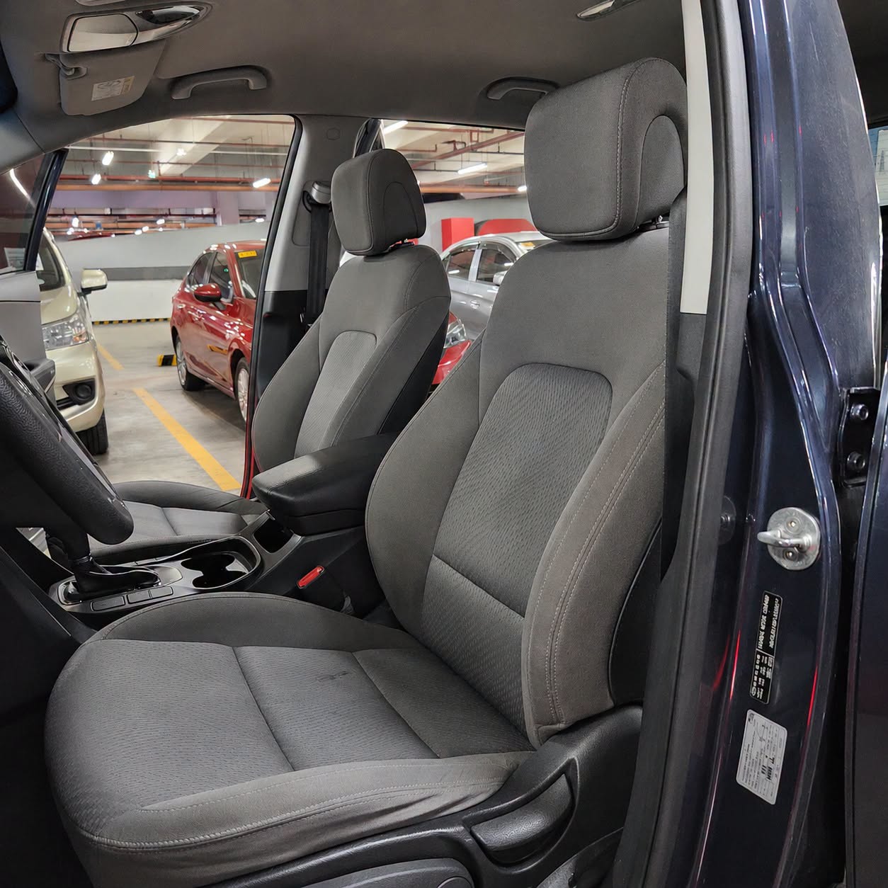 
								2015 Hyundai Santa Fe 2.2L DSL AT full									